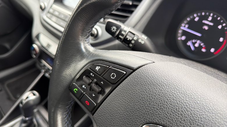 Hyundai Tucson 1.7 CRDi Blue Drive SE Nav 5dr 2WD DCT Diesel Estate